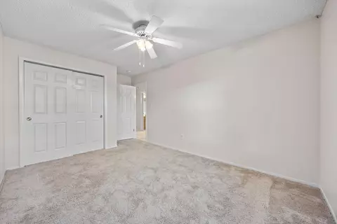 Bedroom - 1086 Hickory Ave, Tehachapi, CA 93561 photo 4 of 6