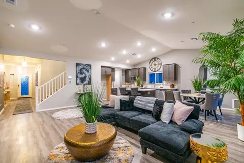 44305 Marbella St, Lancaster, CA 93536 photo 8