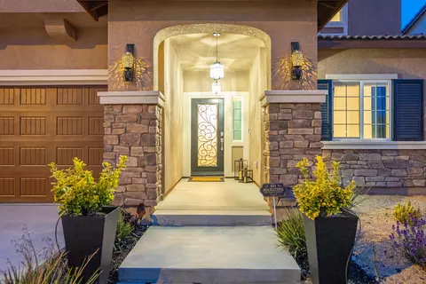 44305 Marbella St, Lancaster, CA 93536 photo 5