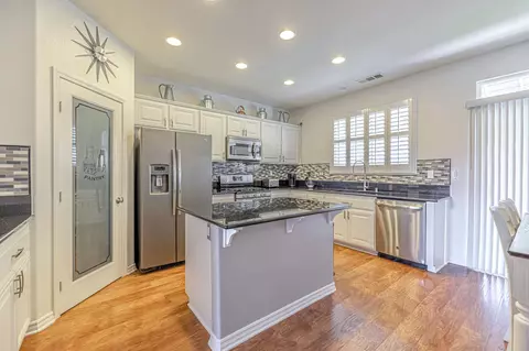 3028 Perdot Ave, Rosamond, CA 93560 photo 10