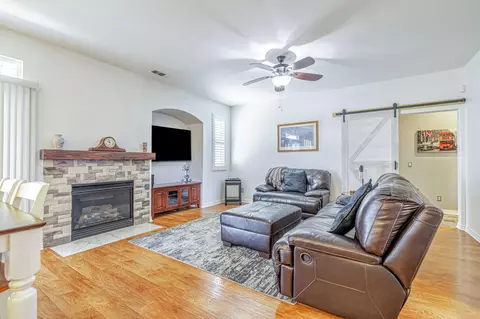 3028 Perdot Ave, Rosamond, CA 93560 photo 14