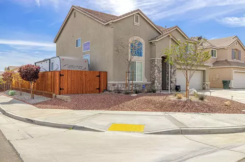3028 Perdot Ave, Rosamond, CA 93560 photo 3