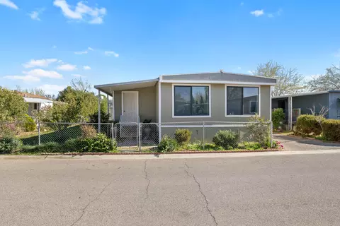 1301 Avenue I E #393, Lancaster, CA 93535