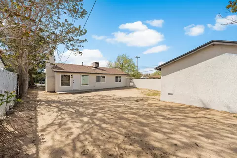 38550 36th St E, Palmdale, CA 93550 photo 9