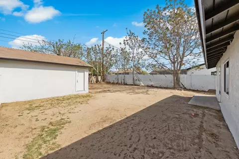38550 36th St E, Palmdale, CA 93550 photo 14