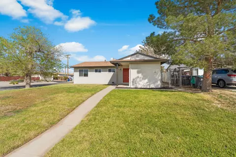 38550 36th St E, Palmdale, CA 93550 photo 4