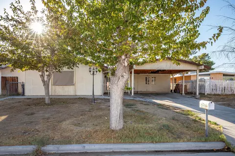 21313 Heather Pl, California City, CA 93505