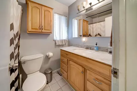 Bath - 38835 2nd St E, Palmdale, CA 93550 photo 1 of 4