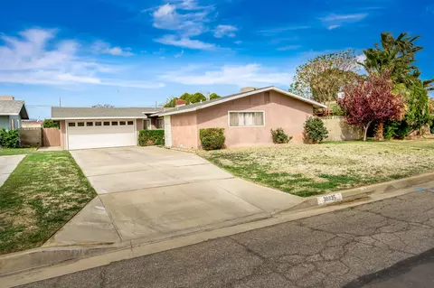 Exterior - 38835 2nd St E, Palmdale, CA 93550 photo 3 of 9