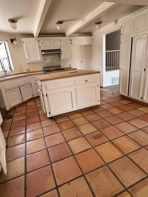 23550 Stacy Ct, Tehachapi, CA 93561 photo 9