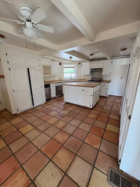 23550 Stacy Ct, Tehachapi, CA 93561 photo 10