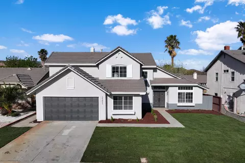 39453 Dijon Ln, Palmdale, CA 93551