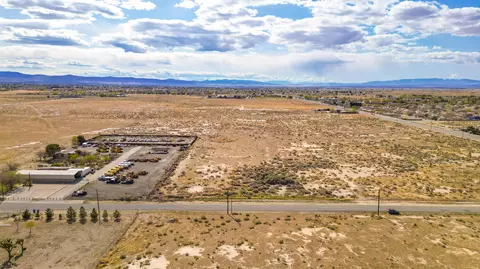 vic 40th ste street e #I, Lancaster, CA 93535