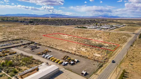 e vic 40th ste street #I, Lancaster, CA 93535 photo 12