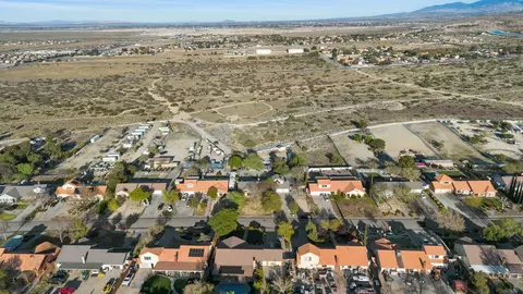 View/Area - 36070 43rd St E, Palmdale, CA 93552 photo 3 of 6