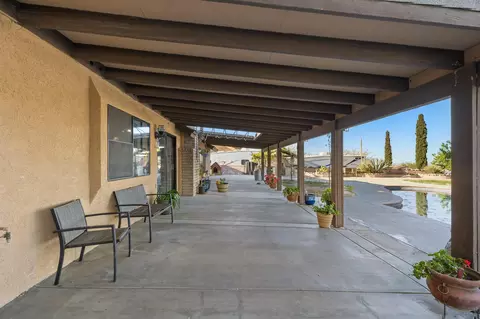 Exterior - 36070 43rd St E, Palmdale, CA 93552 photo 7 of 13