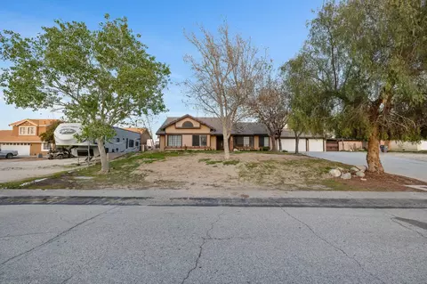 Exterior - 36070 43rd St E, Palmdale, CA 93552 photo 3 of 13