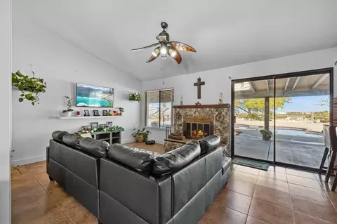 Living - 36070 43rd St E, Palmdale, CA 93552 photo 2 of 5