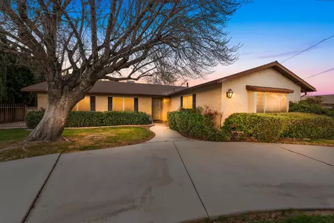 4735 Ave L-2 W, Lancaster, CA 93536