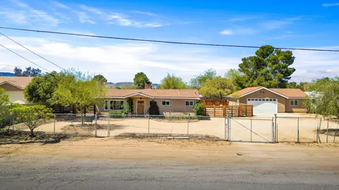 40903 16th St W, Palmdale, CA 93551