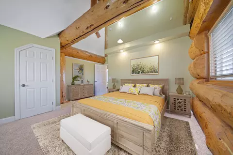 Bedroom - 15956 High Gun Dr, Tehachapi, CA 93561 photo 2 of 4