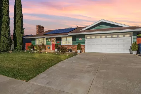 812 Kelton St, Tehachapi, CA 93561