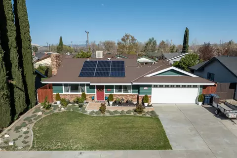 View/Area - 812 Kelton St, Tehachapi, CA 93561 photo 3 of 6