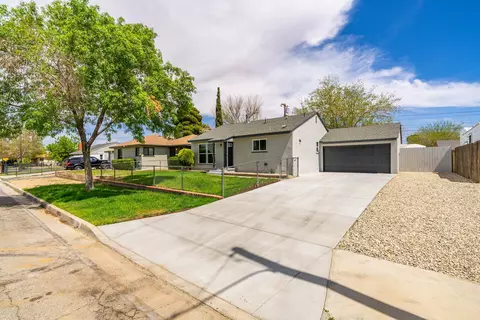 38642 Jacklin Ave, Palmdale, CA 93550