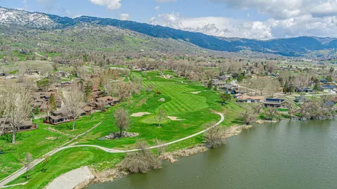 32 Meadow Lakes Dr, Tehachapi, CA 93561 photo 34