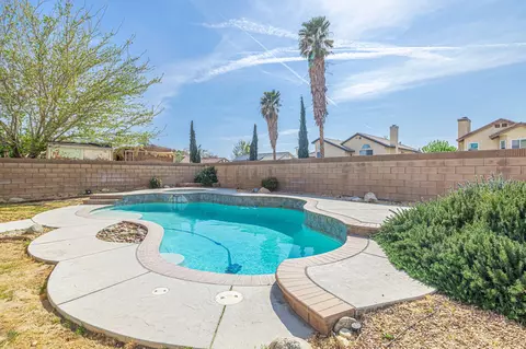 43535 Carpenter Dr, Lancaster, CA 93535 photo 21