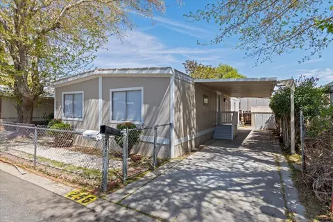 43850 20th St E #256, Lancaster, CA 93535 photo 2