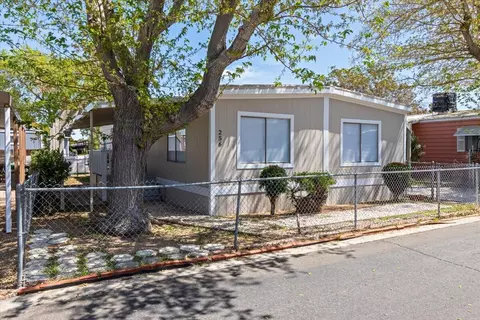 43850 20th St E #256, Lancaster, CA 93535 photo 3
