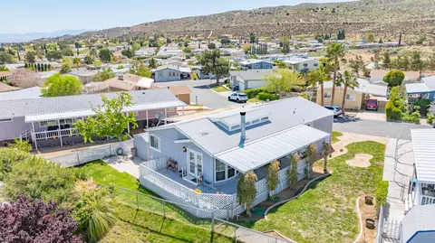 5200 Entrar Dr #SPC 115, Palmdale, CA 93551
