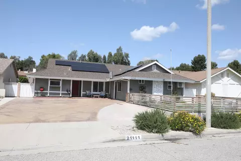 21111 Winterset Dr, Santa Clarita, CA 91350