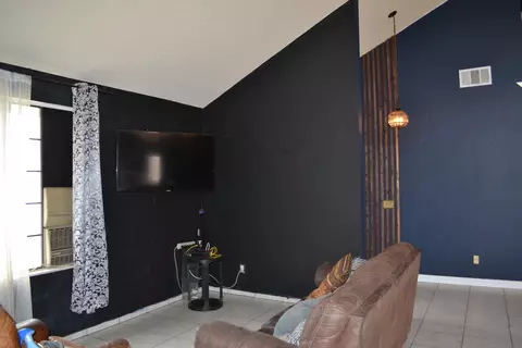 Living - 5135 Pacifica Ave, Palmdale, CA 93552 photo 1 of 2