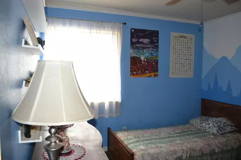 Bedroom - 5135 Pacifica Ave, Palmdale, CA 93552 photo 6 of 13