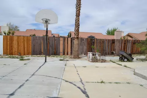 Exterior - 5135 Pacifica Ave, Palmdale, CA 93552 photo 7 of 16