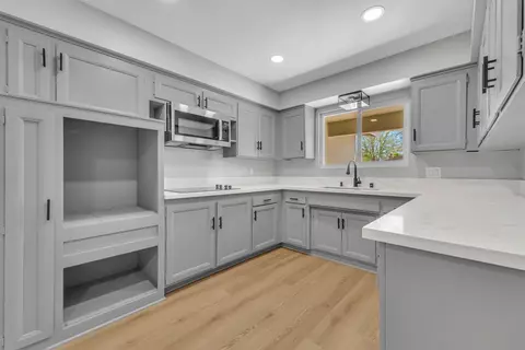 Kitchen - 621 Pondera St E, Lancaster, CA 93535 photo 1 of 1