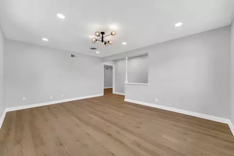 Living - 621 Pondera St E, Lancaster, CA 93535 photo 1 of 4