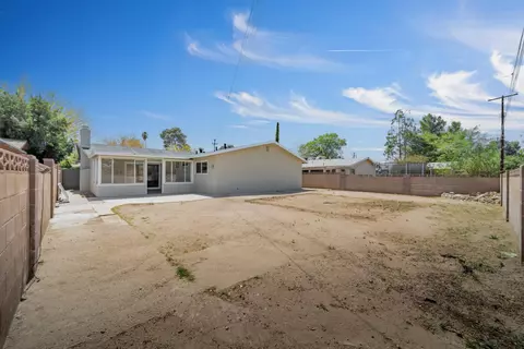 Exterior - 621 Pondera St E, Lancaster, CA 93535 photo 4 of 4
