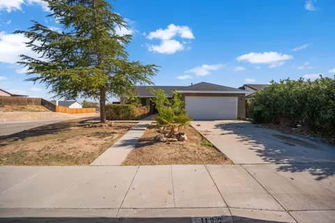 1132 Barrington Ave, Rosamond, CA 93560