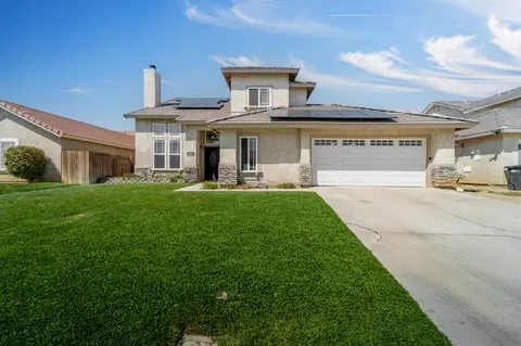 2525 Summerchase Ave, Rosamond, CA 93560