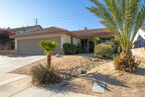 6152 Spice St, Lancaster, CA 93536