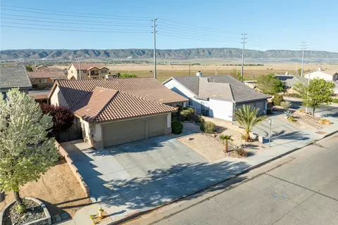 View/Area - 6152 Spice St, Lancaster, CA 93536 photo 1 of 7