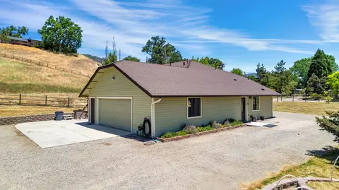 Other - 24140 Deertrail Dr, Tehachapi, CA 93561 photo 5 of 6