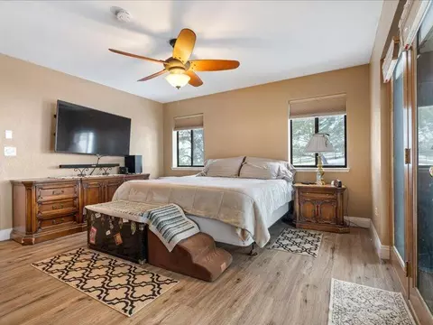 Bedroom - 24140 Deertrail Dr, Tehachapi, CA 93561 photo 5 of 6