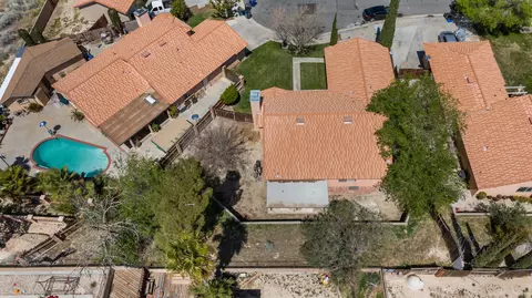 206 Tahquitz Pl, Palmdale, CA 93550 photo 20