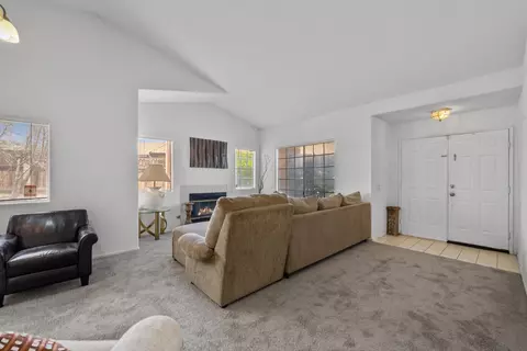 206 Tahquitz Pl, Palmdale, CA 93550 photo 11