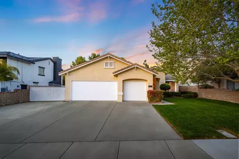 4037 Vitrina Ln, Palmdale, CA 93551