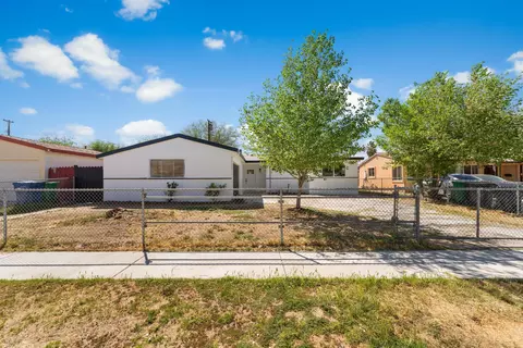 44703 Andale Ave, Lancaster, CA 93535